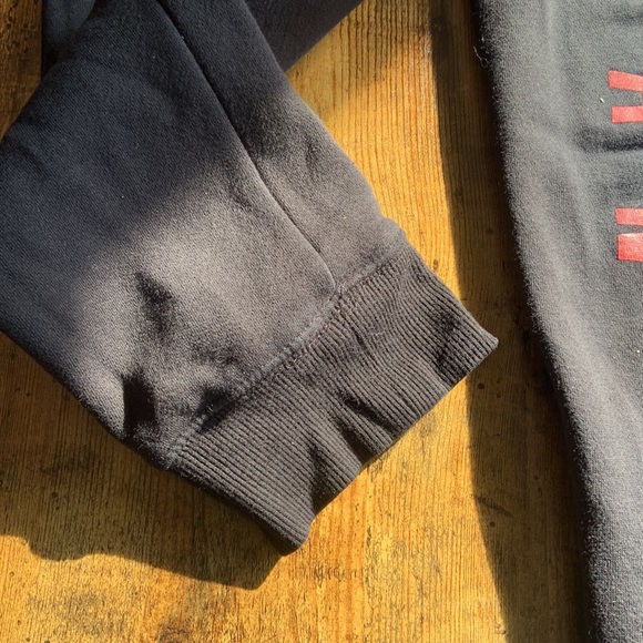 BLACK+RED KIDS ‘JORDAN’ SWEATPANTS! - Picture 3 of 7